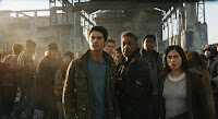 Dylan O'Brien, Rosa Salazar and Giancarlo Esposito in Maze Runner: The Death Cure (2)