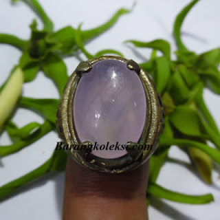 cincin mustika pemikat wanita ampuh cincin mustika pemikat wanita ampuh, batu pemikat wanita tingkat tinggi, jenis batu pemikat wanita, nama batu pemikat wanita, cara mengisi batu akik pemikat wanita, batu pemikat wanita paling ampuh, batu akik penakluk wanita, mustika pemikat tingkat tinggi, batu akik pemikat hati wanita