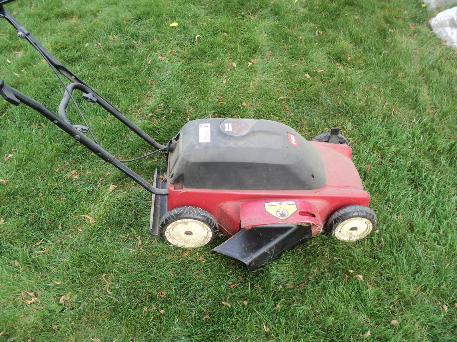 Rouge River A Toro Electric Mower, 120 Volt Corded