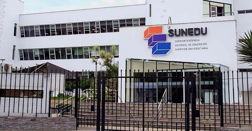 MINEDU reubicará a 25 mil estudiantes de universidades que no lograron licencia MINEDU reubicará a 25 mil estudiantes de universidades que no lograron licencia