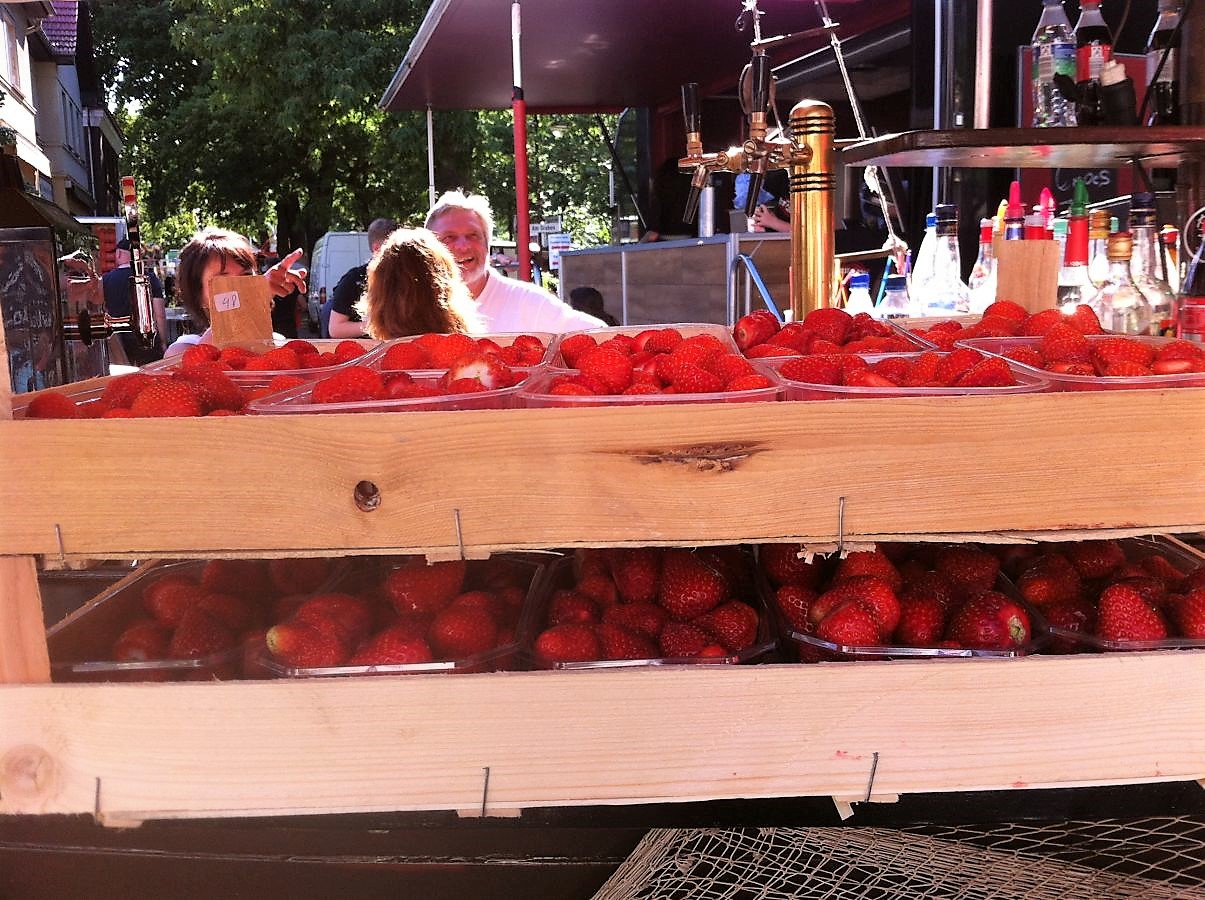 Erdbeergrütze mit Tonkabohne – glatzkoch.de