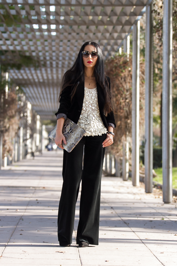 Velvet Suit | With Or Without Shoes - Blog Valencia España