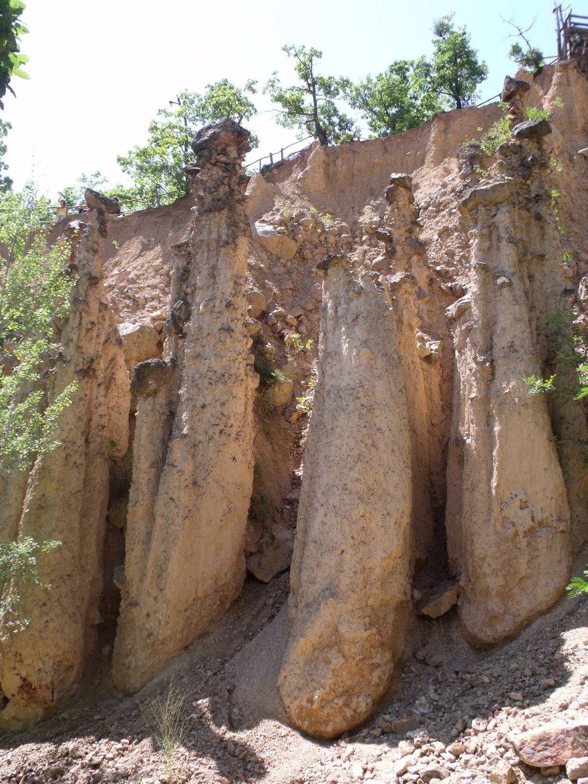 Devil’s Town and the Village of Blood Kuriositas