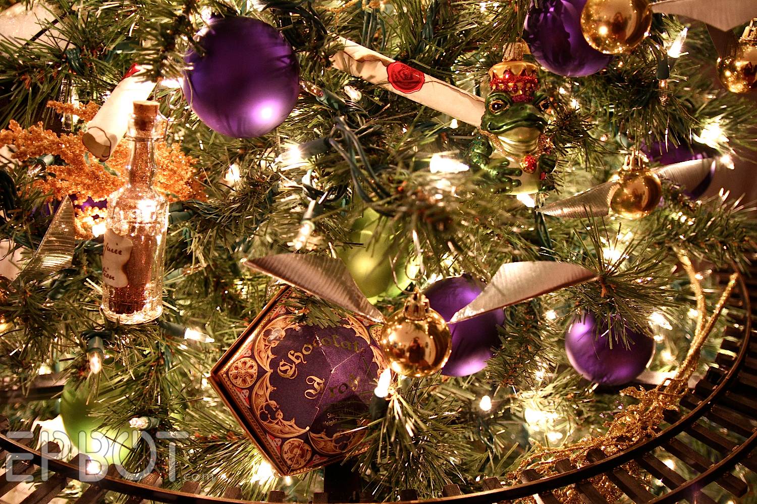 epbot final potter tree reveal winged keys potion bottles floating quills - Harry Potter Christmas Decorations epbot final potter tree reveal winged keys potion bottles floating quills - Harry Potter Christmas Decorations