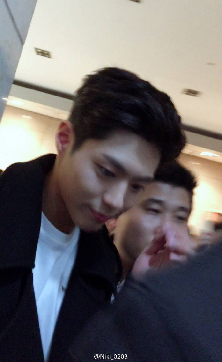 박보검 어제 코앞에서 보는것 같은 종방연 사진 | 인스티즈