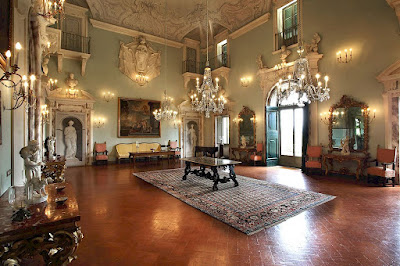 The salotto of Villa Poggio Torselli