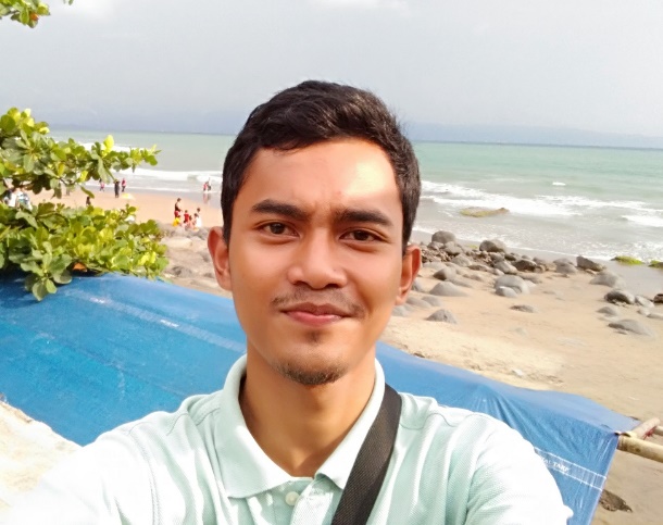 Penulis FH Fikri Penulis FH Widya