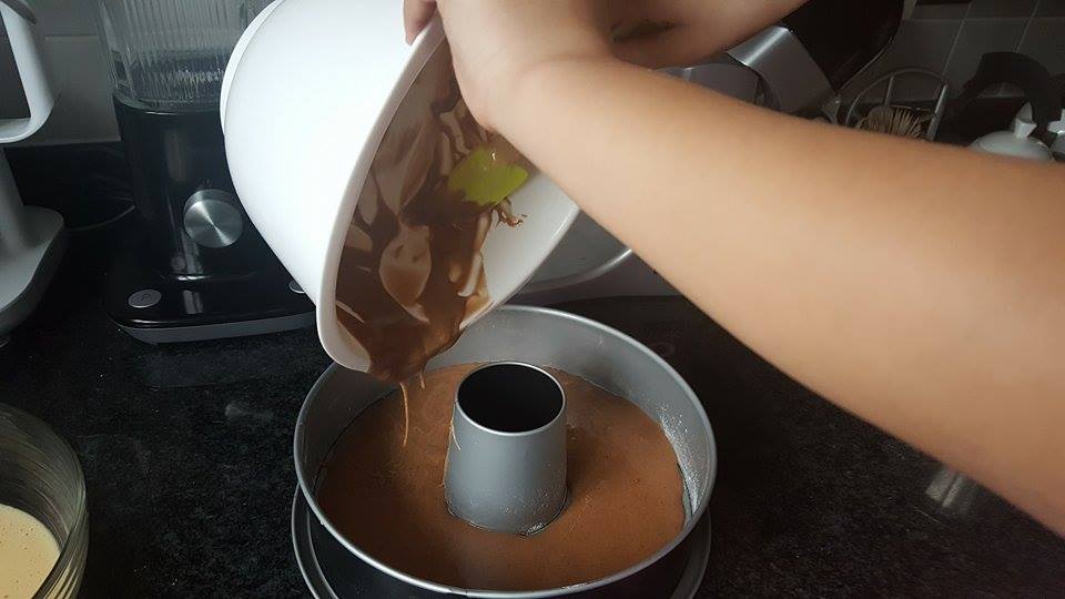 CHILLI CHOCOLATE / Шоколадовата чушка: Трицветен кекс