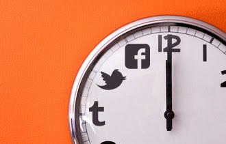 What is the Optimal Time to Post on the Facebook - infographic