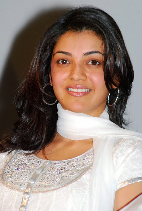 Hot Actress Kajal Agarwal, Beautiful Sangeetha hot fashion photos 4