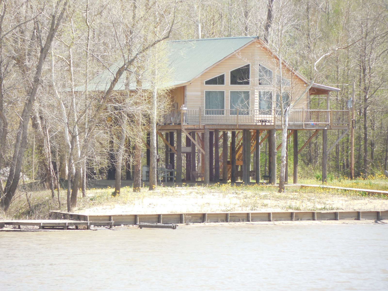 The Great Loop TennTom Waterway is behind us