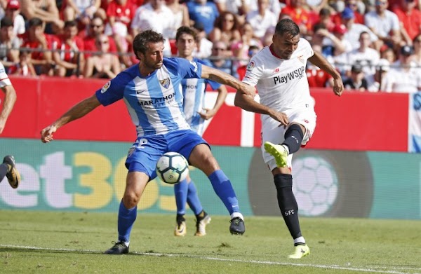 El Sevilla noquea en la segunda parte al Málaga (2-0)