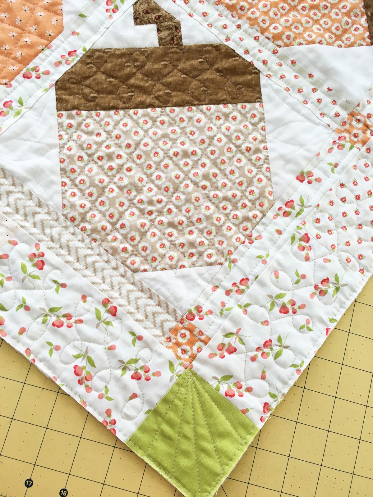 The shy one sews Acorn Dance a Quilt for Fall