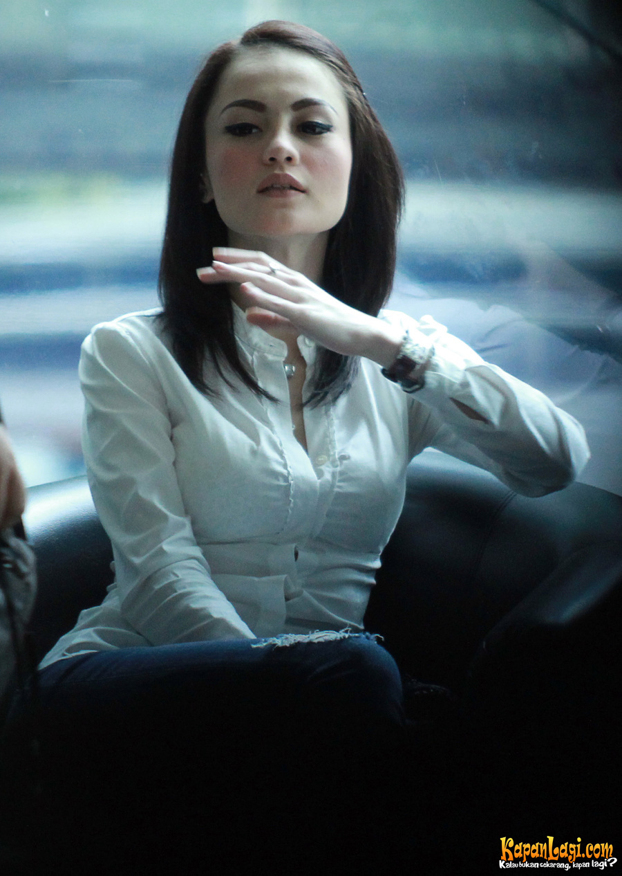 Profil dan Biodata Jennifer Dunn + Foto - Mas Helmi Blog