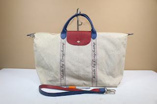 Jual tas second bekas branded sling selempang fossil bonia gucci prada jojobag wishopp Jual tas second bekas branded sling selempang fossil bonia gucci prada jojobag wishopp