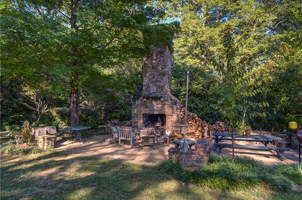 Sweet House Dreams Oakton House, 1838 Antebellum Estate in Marietta