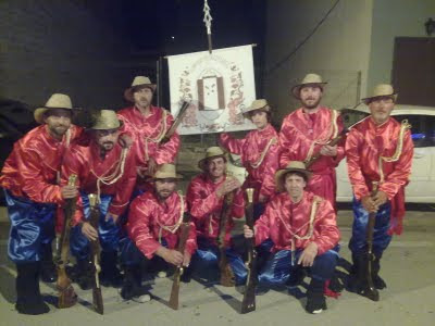 UNA  FOTO  PER  AL  RECORD  I  AMB  LA  PARTICIPACIÓ  DELS  KALIFES