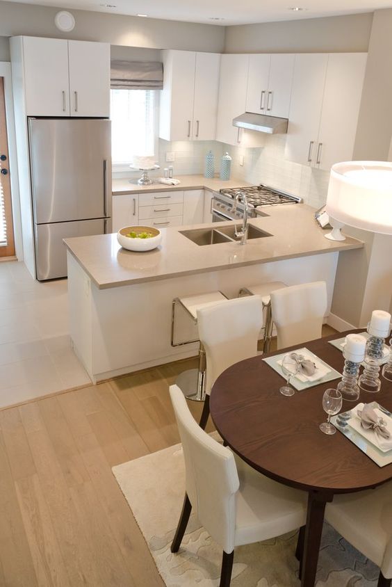 Hogar diez: salón, comedor y cocina en el mismo espacio Cocina y comedor
