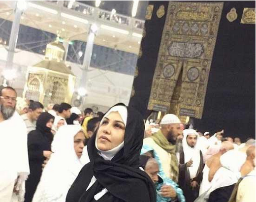 شاهد بالصور فنانات في الحرم المكي بالحجاب بدون بكياج,,,,,