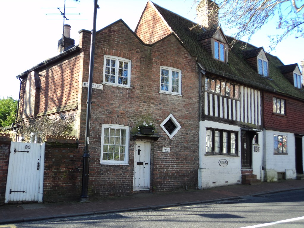 Roy's blog WEST SUSSEX Lockups at East Grinstead and Slindon..