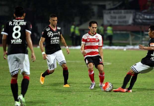 Prediksi Skor Bola Liga 1 Indonesia 3 Juni 2018 Terbaru Prediksi Skor Bola Liga 1 Indonesia 3 Juni 2018 Terbaru