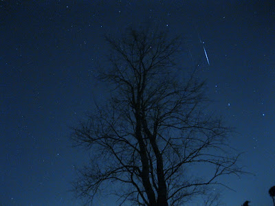 shooting star meteor in big dipper april 2