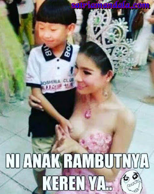 Foto - Foto yang bikin mata salah fokus Foto - Foto yang bikin mata salah fokus