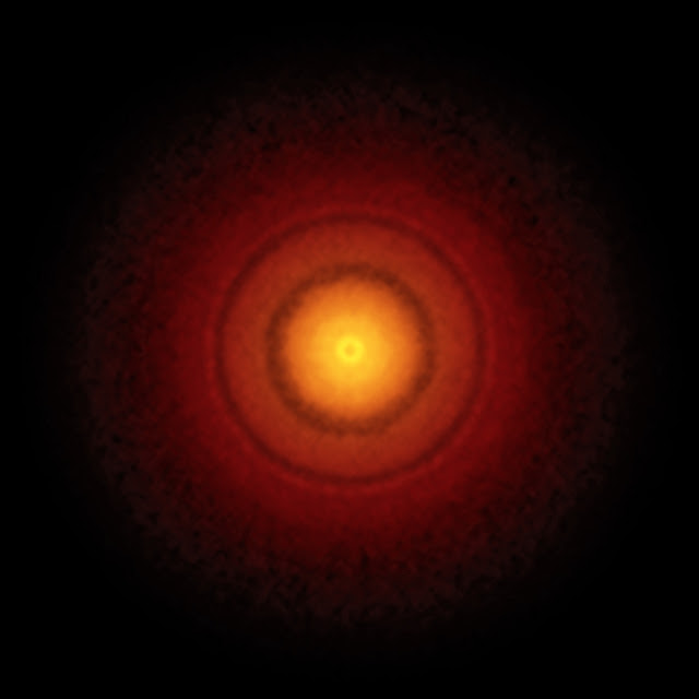 ALMA image of the protoplanetary disc around the young star TW Hydrae