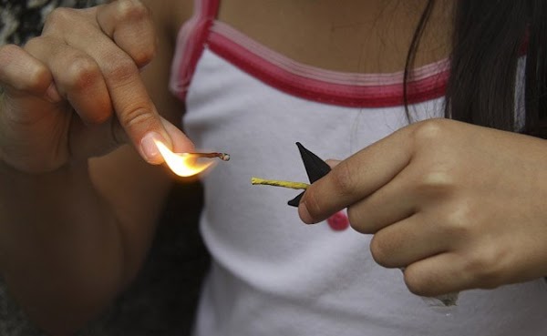 Niños ‘traviesos’ hacen estallar puesto de pirotecnia y dejan 4 heridos en Edomex Niños ‘traviesos’ hacen estallar puesto de pirotecnia y dejan 4 heridos en Edomex