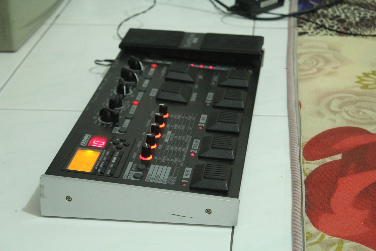 Гитарный процессор korg ax3000g. Басовый процессор узкий. Korg ax100g. Ax3000. Ax3000.