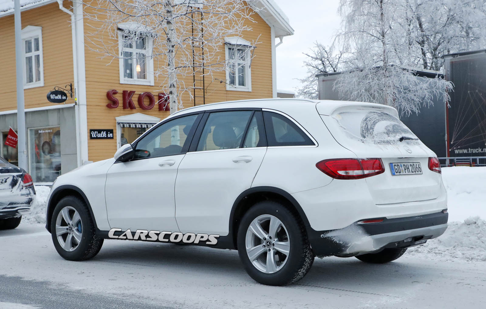Mercedes+GLC+Facelift+7+copy.jpg