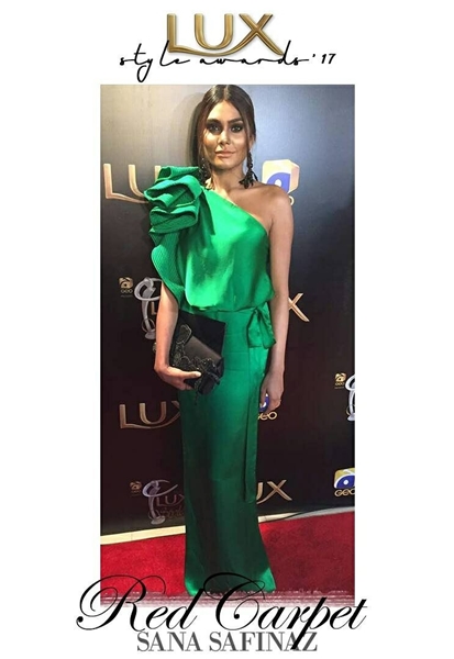 Sana Safinaz Chateau Marmont Green Dress Red Carpet for PSFW 2017