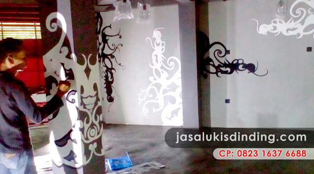 Mural Cafe Hitam Putih Mural Cafe Hitam Putih