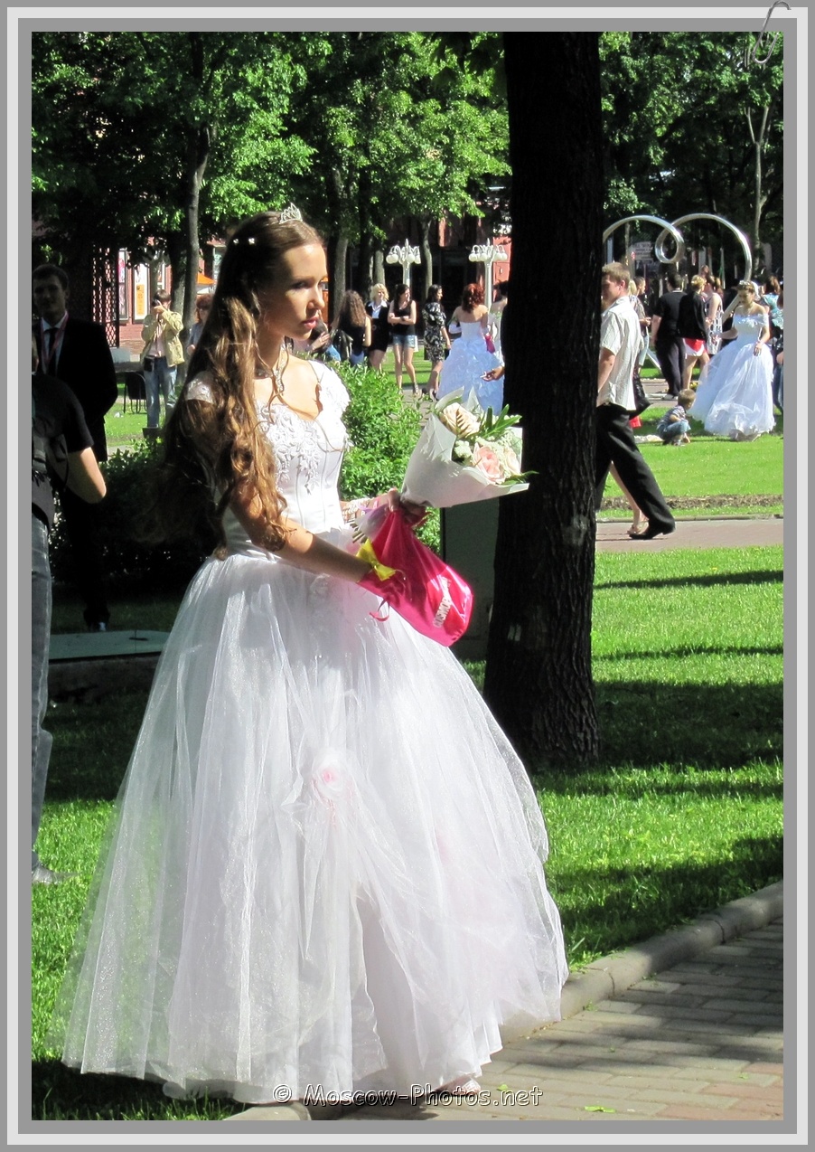 Moscow Bride With Flowers 