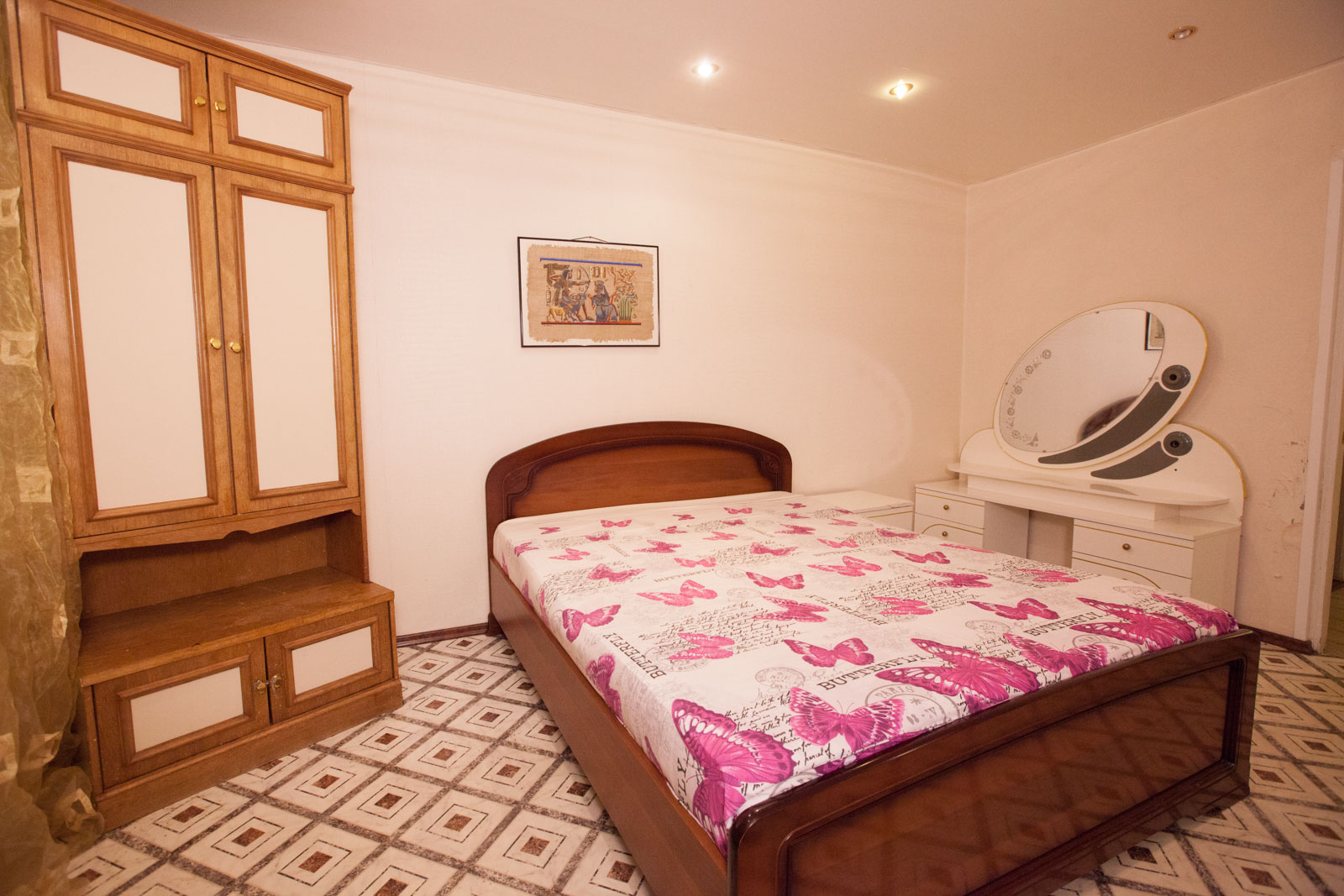 березовские отели. гостиница уют воронеж. холидей екатеринбург. гостиницы ул свердлова. отель саквояж свердлова петрозаводск.