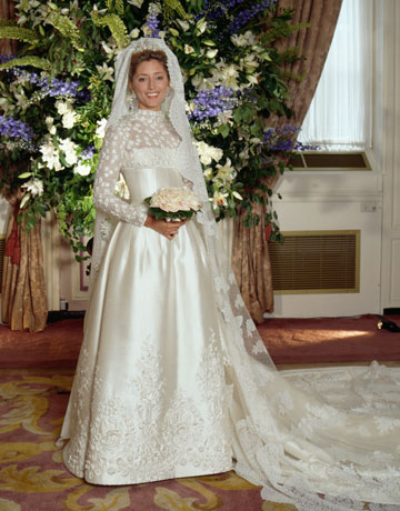 The Royal Order of Sartorial Splendor: Wedding Wednesday: Valentino Gowns