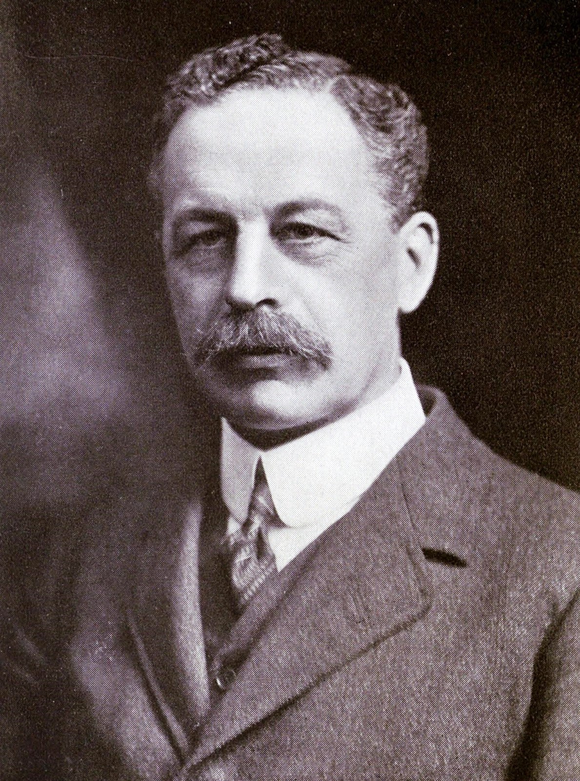 Θεόδοτος Η ΓΕΩΠΟΛΙΤΙΚΗ ΘΕΑΣΗ ΤΟΥ HALFORD J. MACKINDER ΜΙΑ ΙΣΤΟΡΙΚΗ