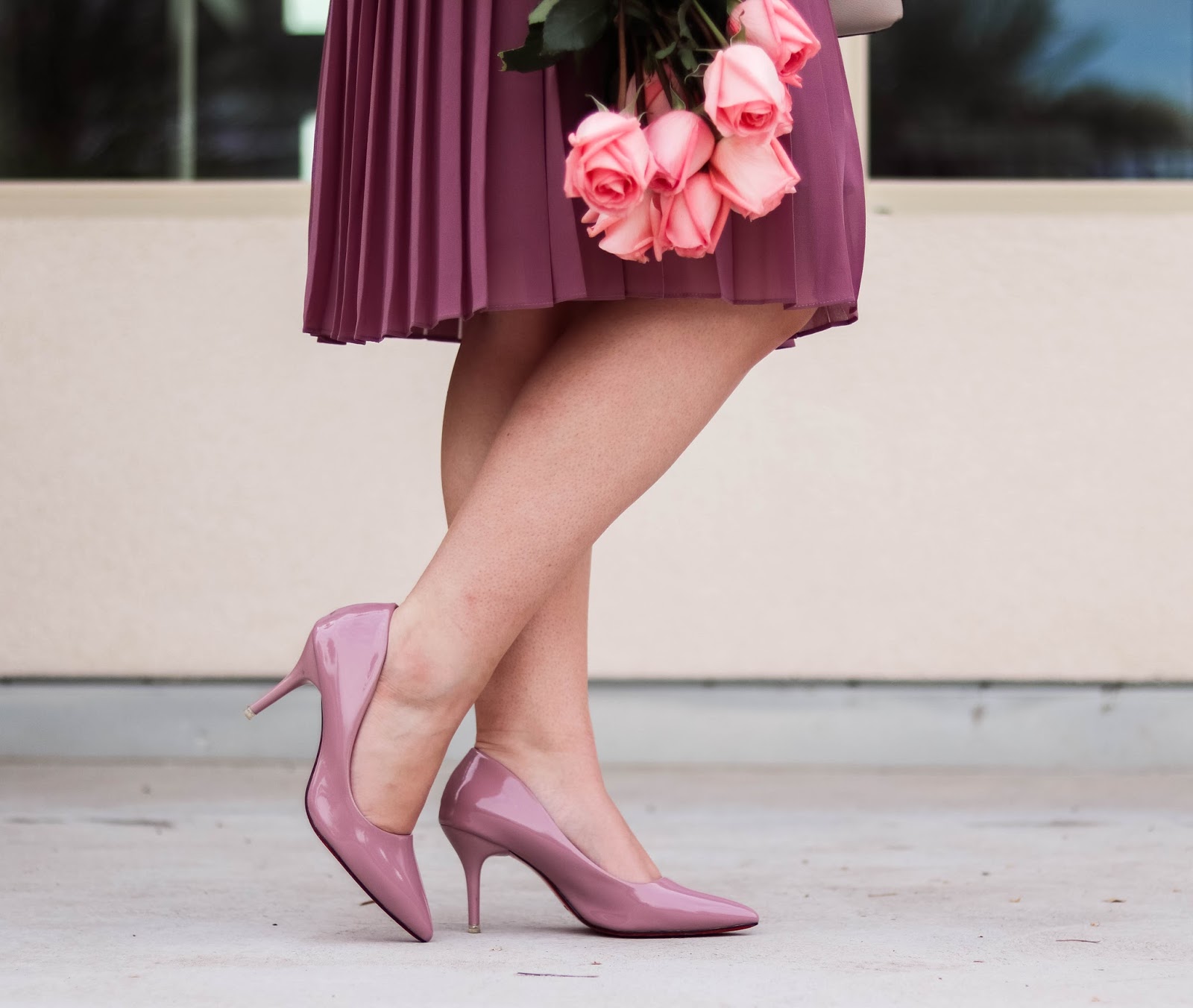 Elizabeth Hugen of Lizzie in Lace styles mauve heels