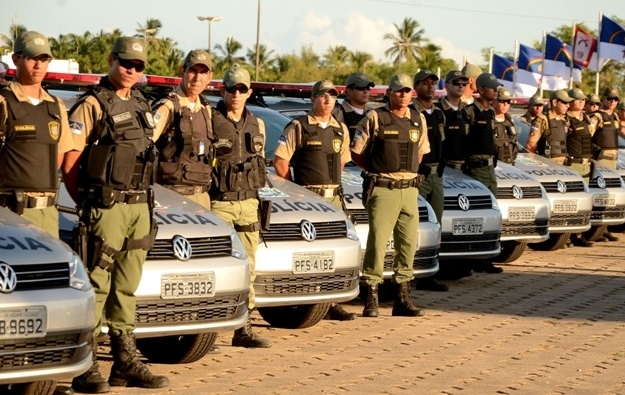 Resultado de imagem para policia militar pe