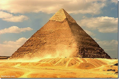 Поразителната сила на пирамидите