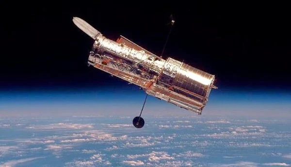 24 Tahun Lalu, Teleskop Hubble Diluncurkan ke Antariksa