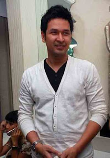 biodata-hikmal-abrar http://zonasi.blogspot.com/