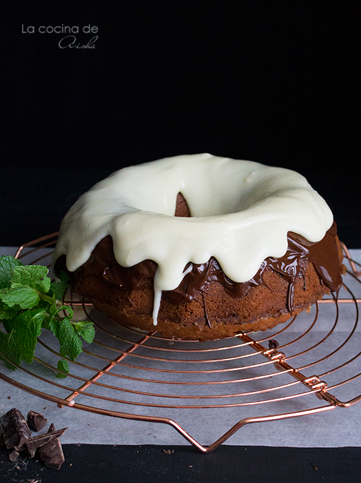 bundt-cake-glaseado-chocolate-frosting-menta
