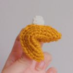 PATRON GALLETA DE LA SUERTE AMIGURUMI 24491 PATRON GALLETA DE LA SUERTE AMIGURUMI 24491