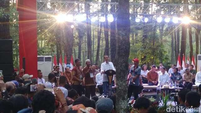 Saat Jokowi Melarang Petani Kampanyekan Dirinya