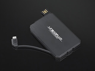  A Sleek, Fast & Powerful Portable Battery with a Built-In Micro USB or Lightning Connector