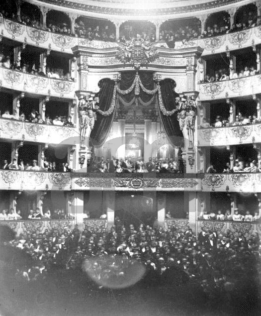 ComJeitoeArte Teatro Nacional de São Carlos/Monumento Nacional visita virtual ComJeitoeArte Teatro Nacional de São Carlos/Monumento Nacional visita virtual