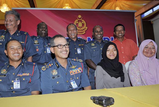 Nur Hamidah, Bayi Tragedi Highland Towers Dipertemukan Dengan Wiranya Selepas 23 Tahun Nur Hamidah, Bayi Tragedi Highland Towers Dipertemukan Dengan Wiranya Selepas 23 Tahun