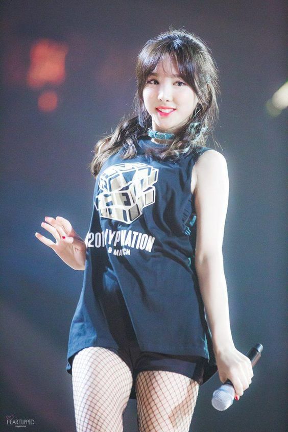 TWICE Nayeon Looks Sexy & Cute When She Performs In Fishnet Stockings
