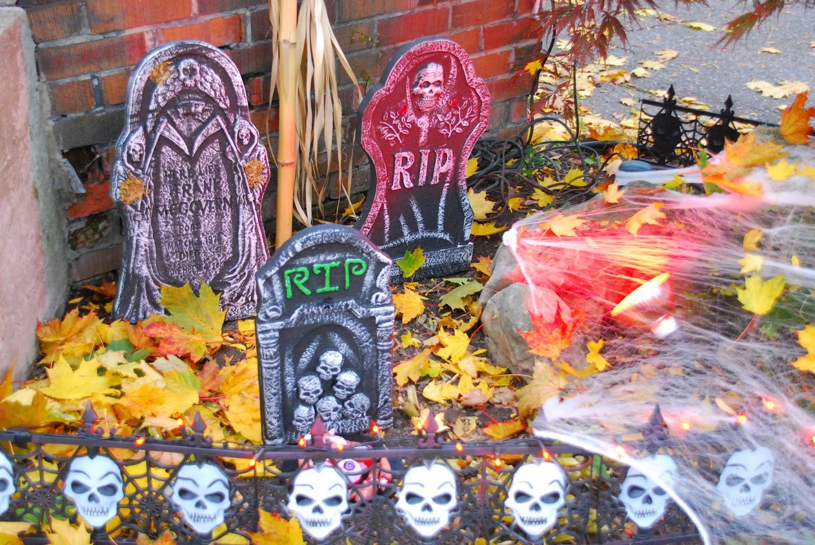 halloween graveyard